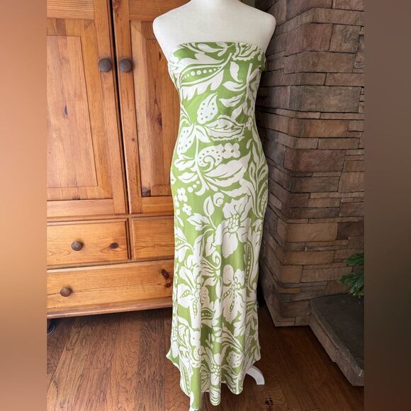 Paperheart Green and White Floral Maxi Dress.  Hawaiian. Size Small - Picture 1 of 6